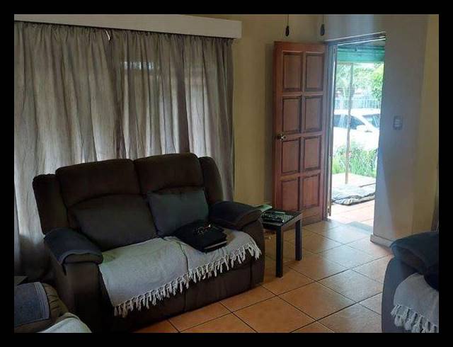 3 BEDROOM HOUSE FOR SALE IN BOKSBURG NORTH